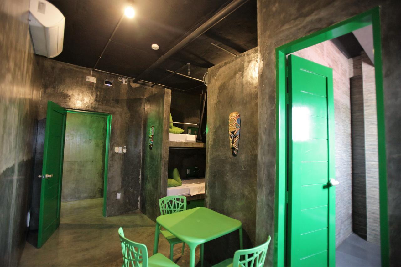 W Hostel Boracay Boracay Island 외부 사진